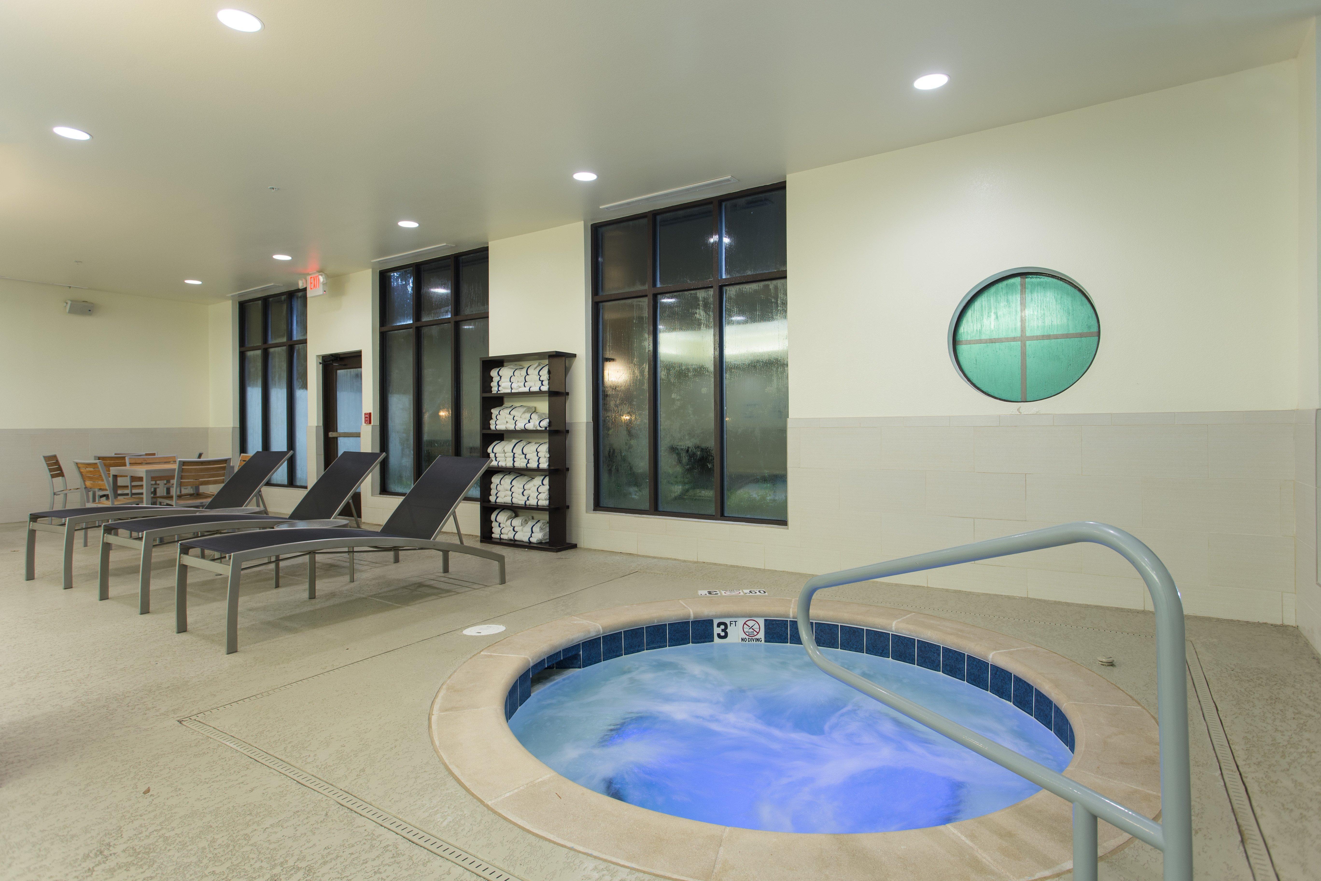 Arkansas Convention Center By Ihg Hotel