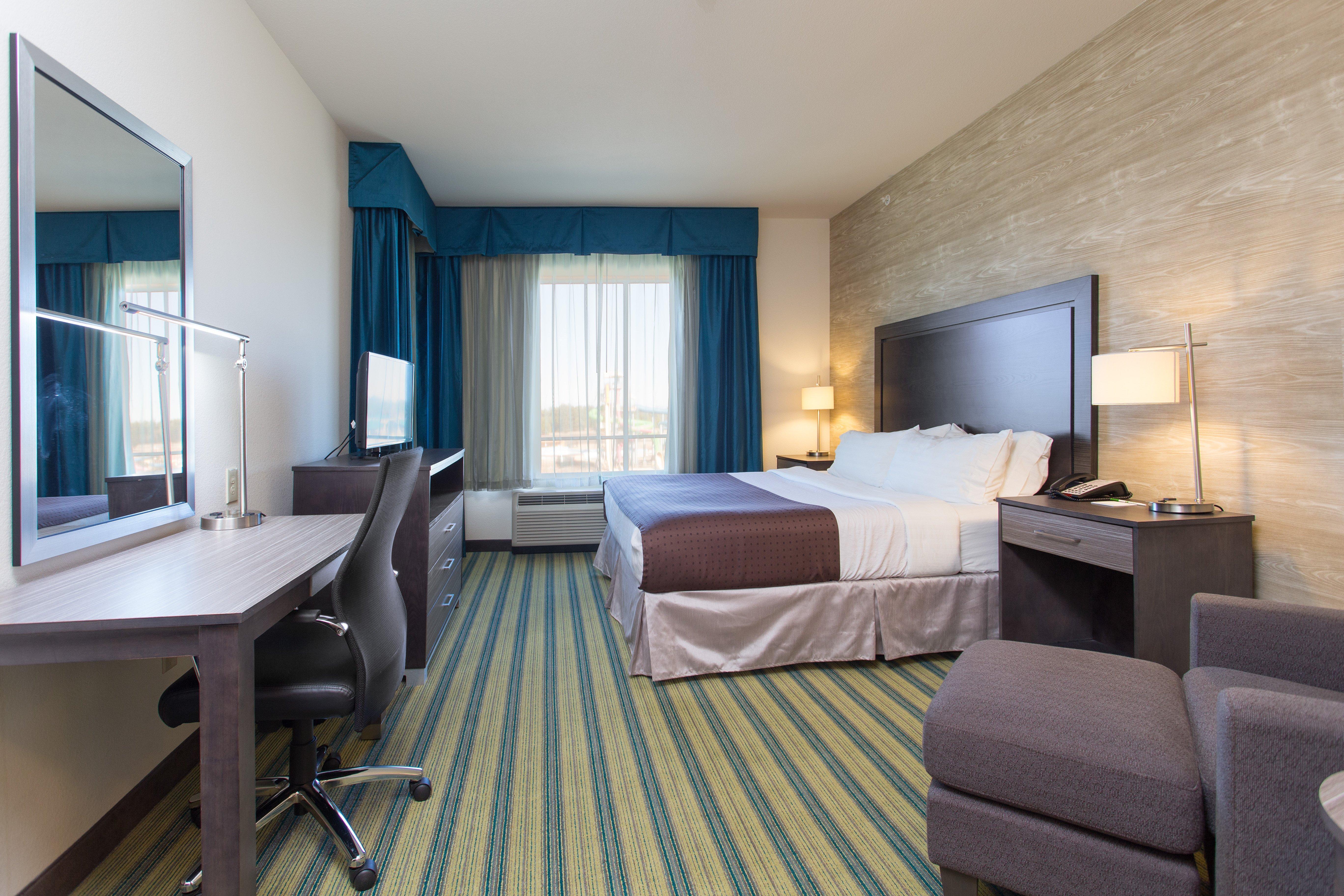 Arkansas Convention Center By Ihg Hotel
